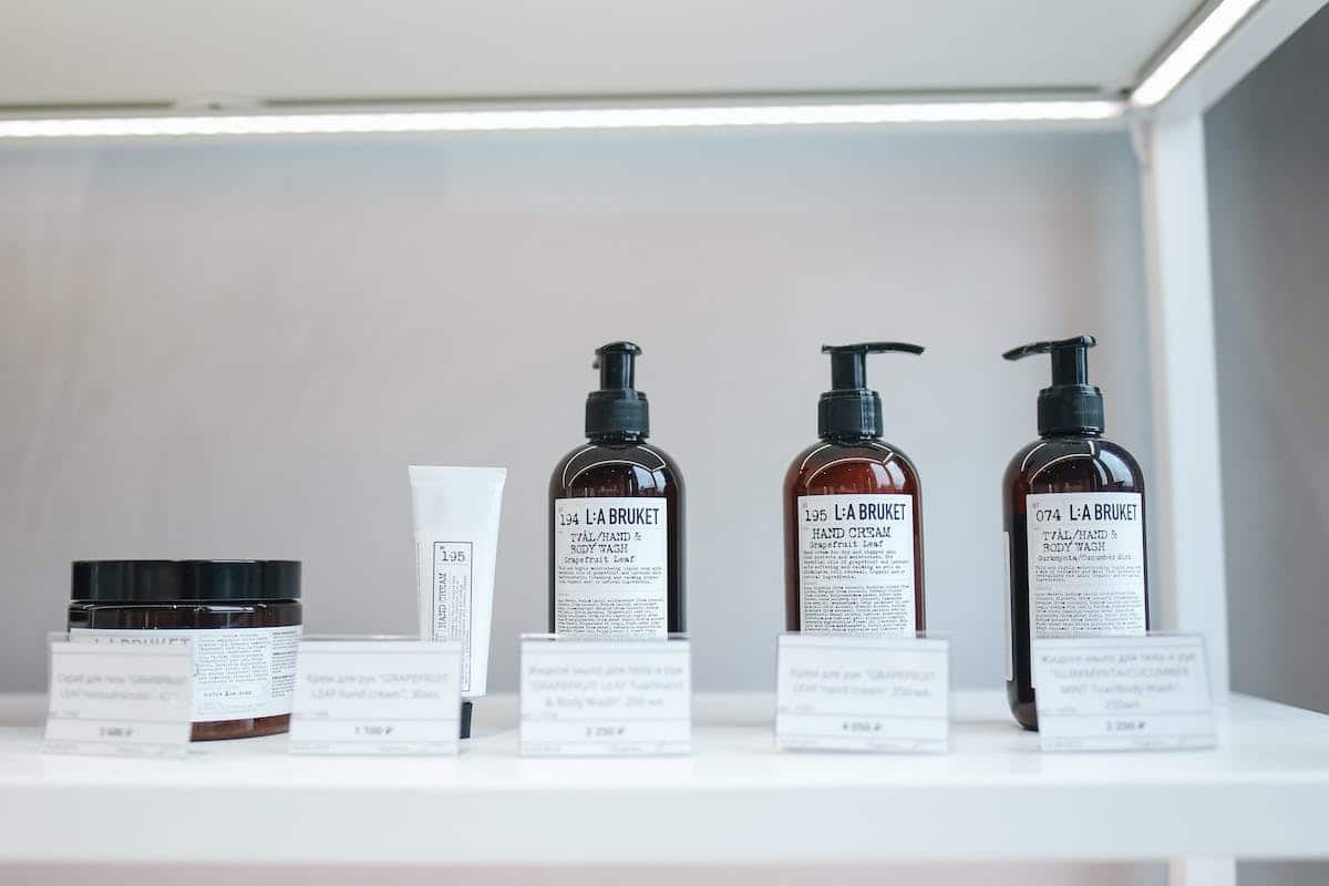 Conseils pour choisir des cosmétiques adaptés à votre type de peau et à vos besoins précis