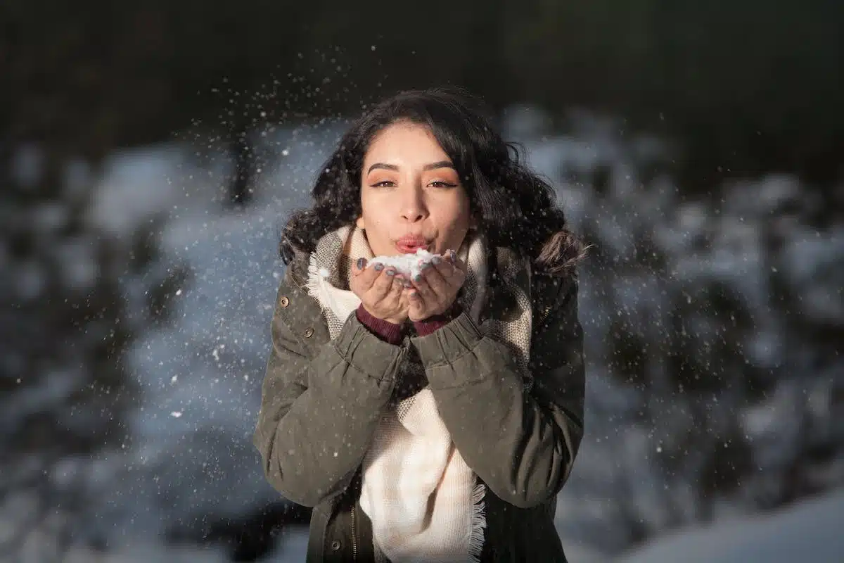 Les meilleurs conseils pour protéger vos cheveux pendant l’hiver