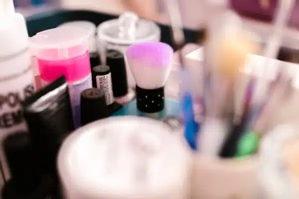 Les secrets des produits essentiels pour une peau resplendissante